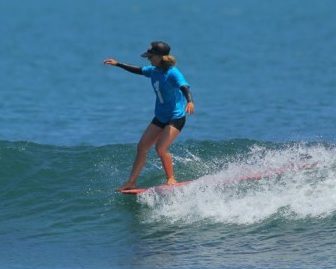 Technical surf coaching for beginners and competitors at Surf